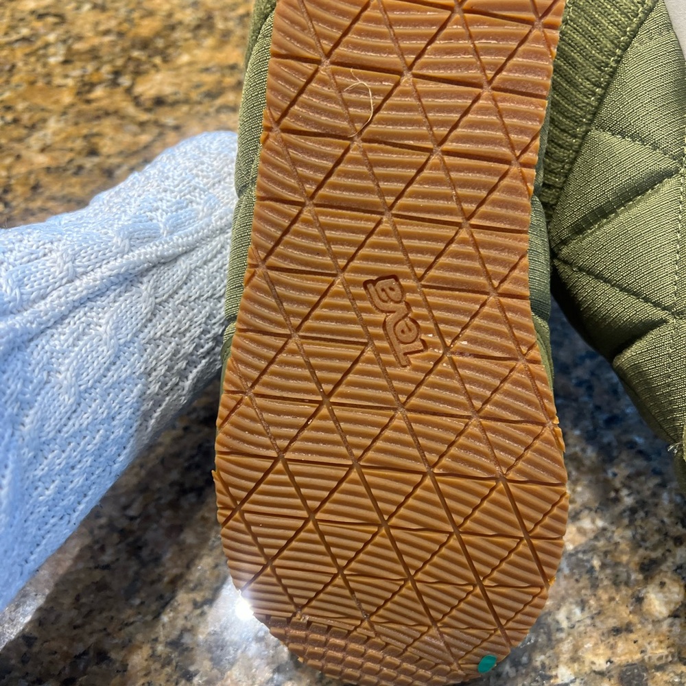 Teva - Picture 4 of 10